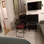 La Residenza Napoli Chiaia Short Let Apartment Superior Via Chiaia 82